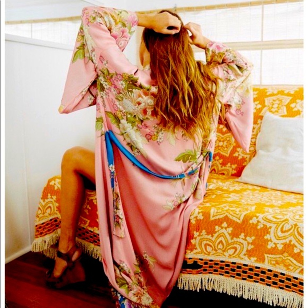COPY - Spell Designs Blue Skies Kimono - Reversible Pink/Blue - NWOT
